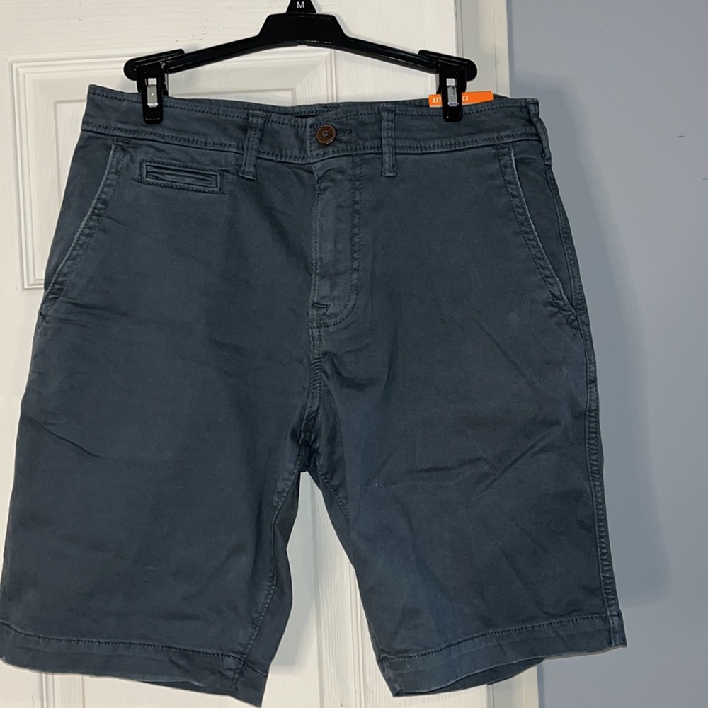 Mens brand new American eagle shorts